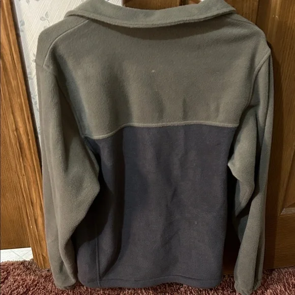 Columbia Olive and Charcoal Fleece Jacket - Picture 3 of 3